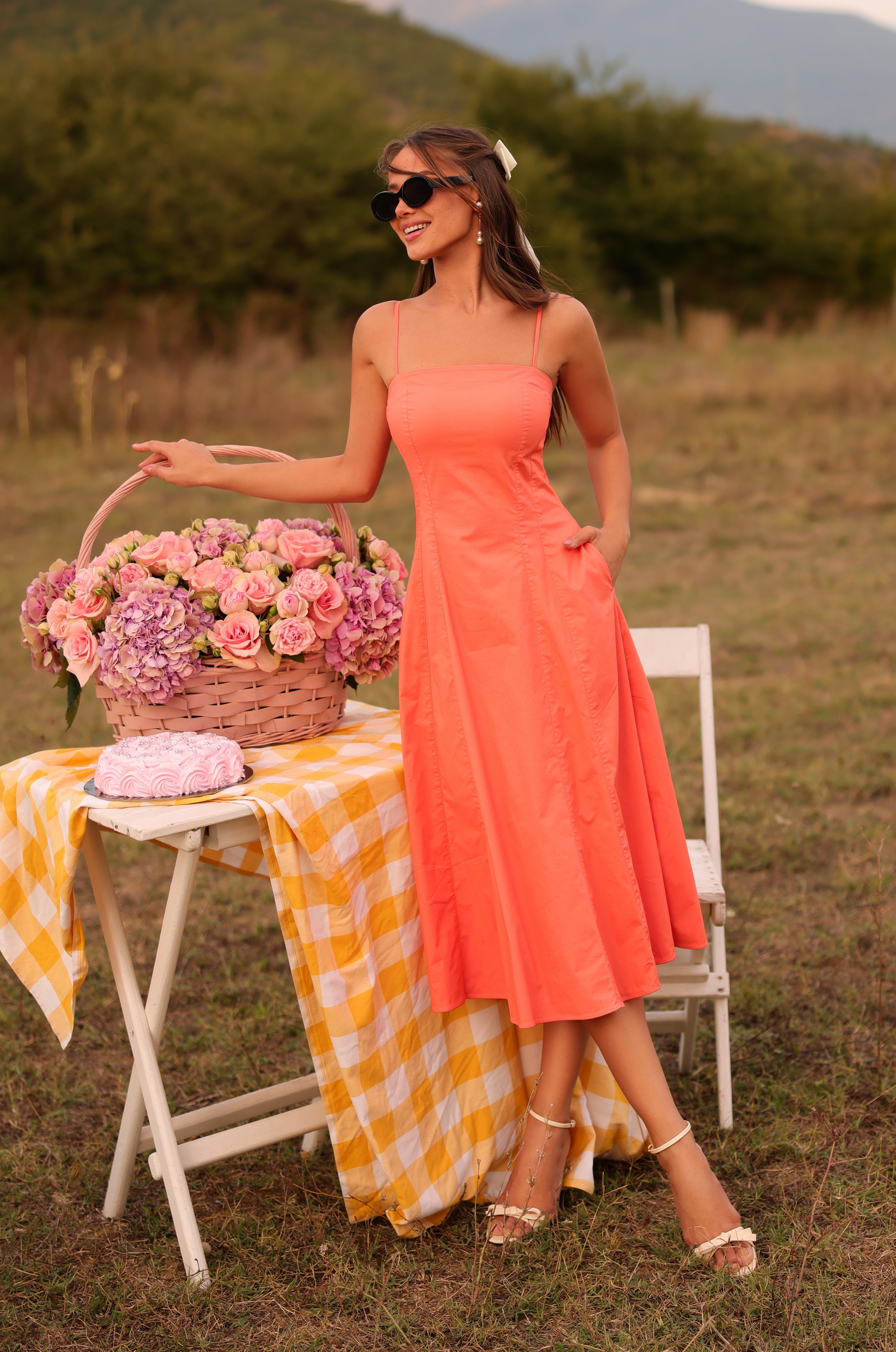 AUBERINE Solid Papaya Punch Midi Dress